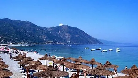 Capo Skino Hotel 3*