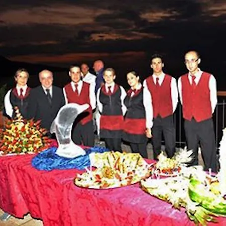 Capo Skino Hotel 3*